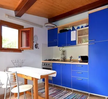 尤润罗绿色套房住宿加早餐旅馆 3* 贝尔韦代雷