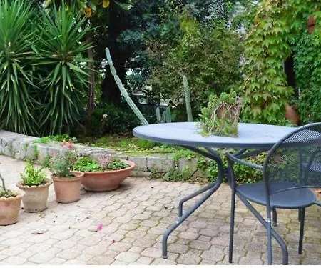 尤润罗绿色套房住宿加早餐旅馆 贝尔韦代雷